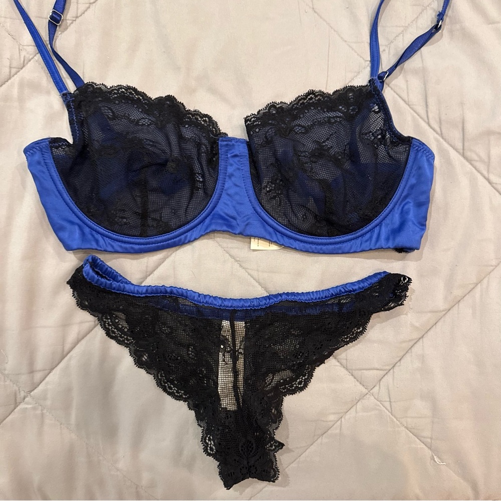 Topshop Black and Blue Lace Bra Set